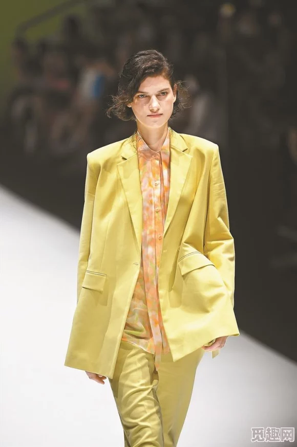 DNF年度盛宴：探寻玩家心中的那套年套时装魅力所在