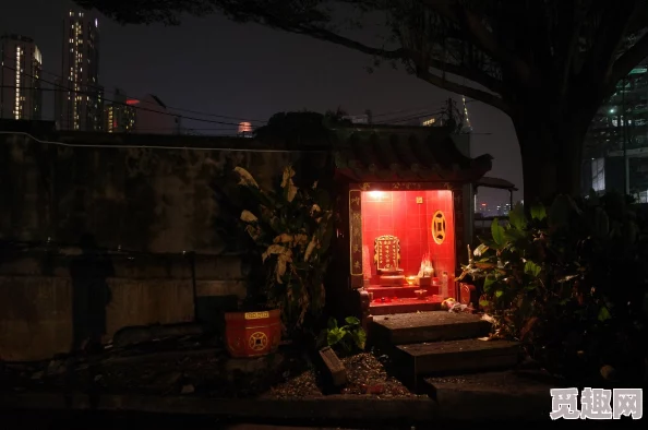 旅途奇遇:探索混乱小镇,揭秘墨池砚火车隐藏的神奇秘密 旅途奇遇:探索混乱小镇,揭秘墨池砚火车隐藏的神奇秘密