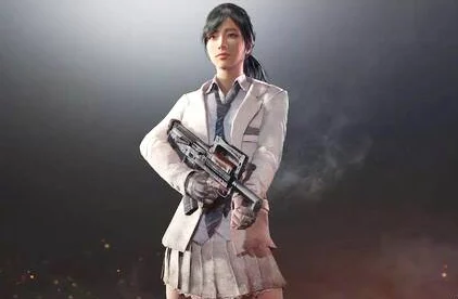 绝对求生游戏中哪位男性角色持续陷入被追杀的绝境