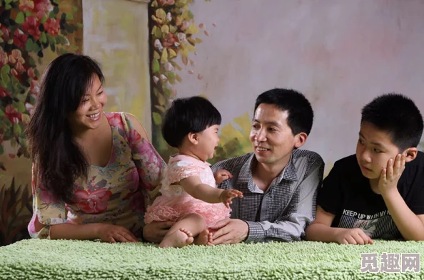 大团圆亲情会高明王芳洁:聚焦家庭温暖与和谐,传递亲情的力量与美好,共同庆祝团圆时刻 大团圆亲情会高明王芳洁:聚焦家庭温暖与和谐,传递亲情的力量与美好,共同庆祝团圆时刻