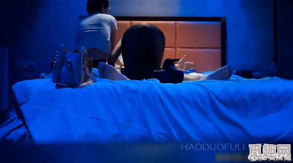 中国美女毛片录像在线：惊现未公开的绝美视频，网友热议引发广泛关注！