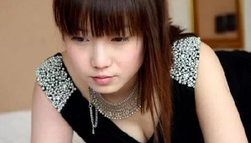 张筱雨大胆生殖魅惑2：探讨其在当代艺术与文化中的影响及社会反响的多维度分析